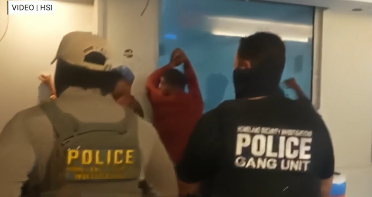 Video: Arrestan a 53 indocumentados en construcción de Hotel en Condado