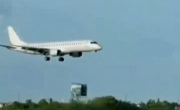 ✈️ VIDEO EXCLUSIVO: Aterrizaje de emergencia ERJ 190 en Santo Domingo - Momentos de terror