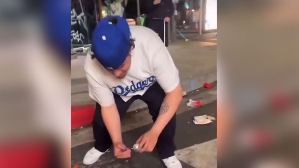 Video: Fanático de los Dodgers Pierde la Mano al Encender Fuegos Artificiales en Los Ángeles