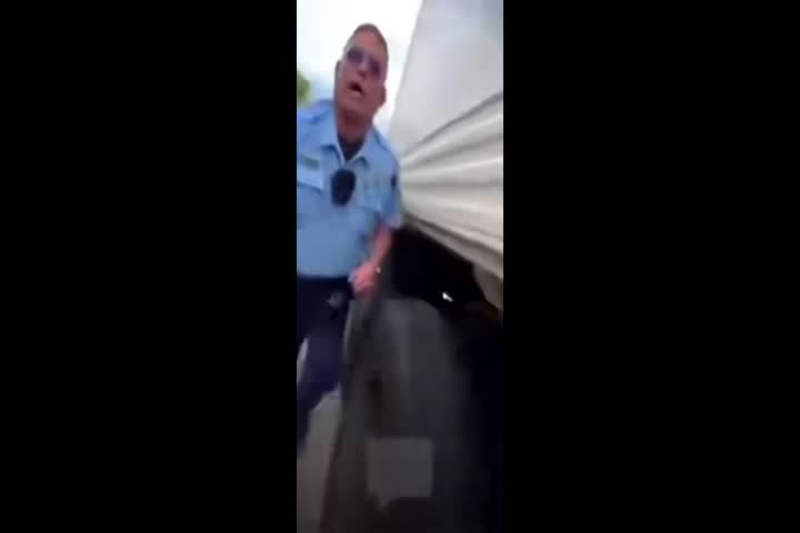 Video: En video momento en que Camionero "Guapetón" termina arrestado en Arecibo