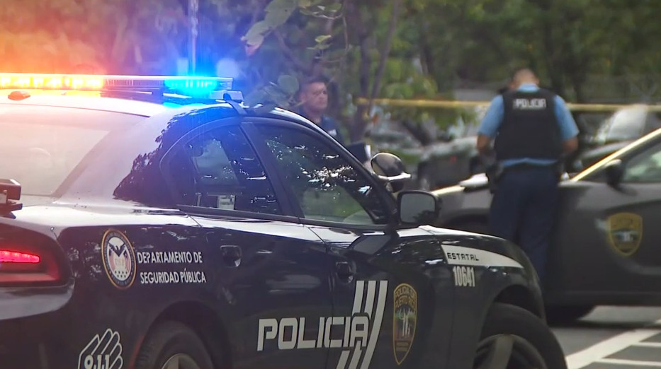 Video: Encuentran cadáver dentro de auto en San Juan