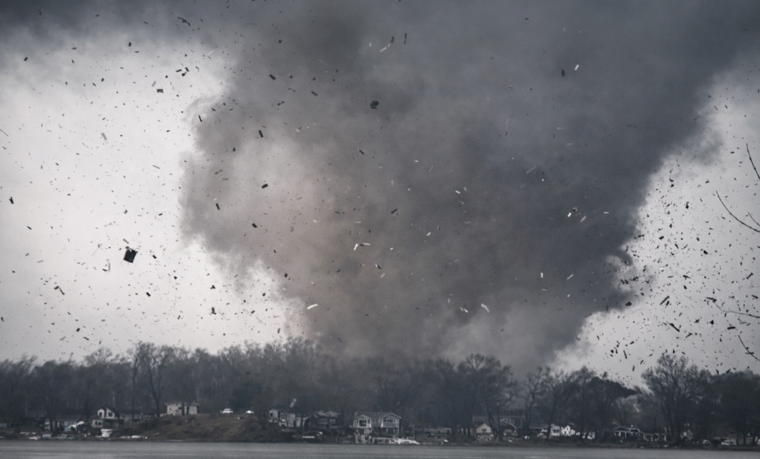Video: Boricua en Michigan narra caos por paso de tornado
