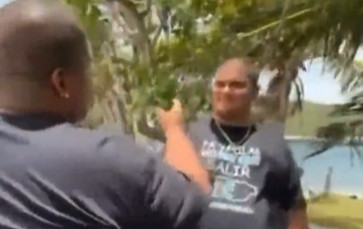 Video: Discusión de bofetadas Boricua