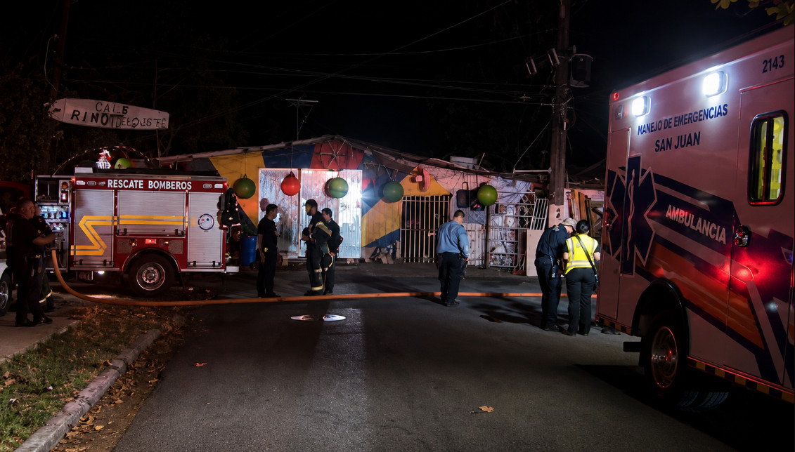 Video:Una residencia en pérdida total por incendio en Hato Rey