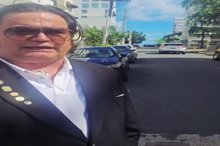 Video: Un politiquero que sigue inventando historias en Condado cuando no existen