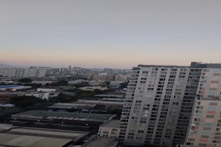 Video: Calles de Venezuela amanecen con gritos de alegría  y aplausos ante la captura de Maduro