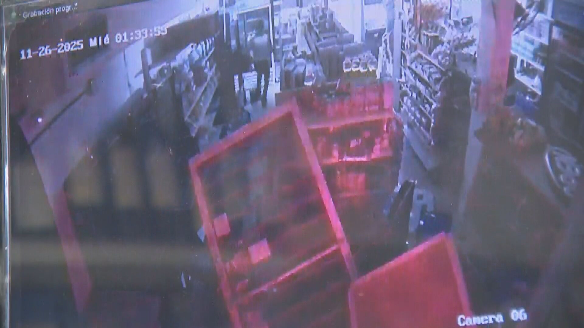 Video: Estrellan otro carro contra negocio para robar en Trujillo Alto