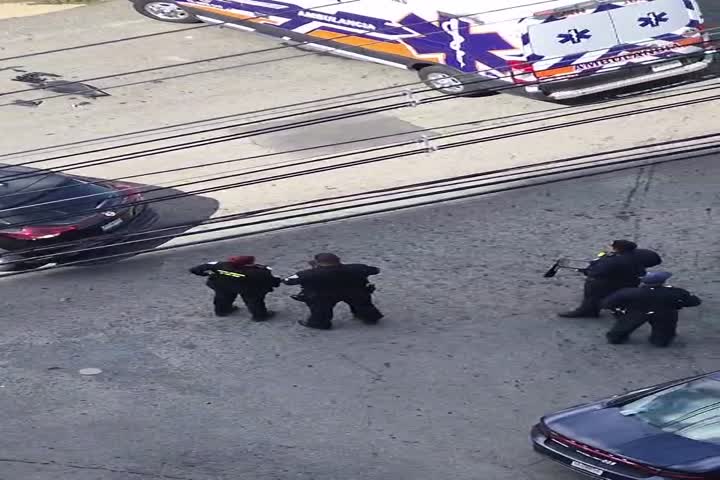 Video: Policía herido por conductora que rebaso un pare en San Juan  en San Juan