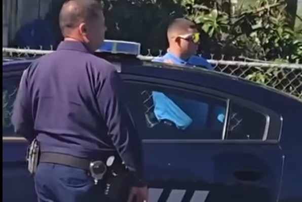 Video: Siguen los "Tontos" en PR pesando que por grabar con un celular intimidarán a los policías
