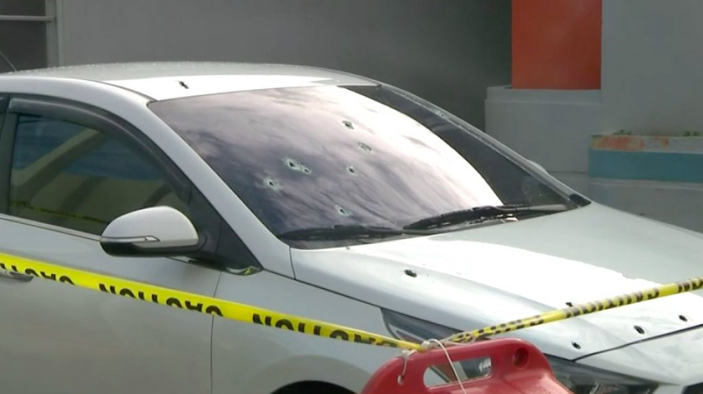 Video:Tiroteo en Toa Alta deja a menor de 13 años en estado crítico junto a su madre
