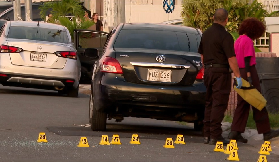 Video:Hombre asesinado en Cataño podría ser hermano de sospechoso de masacre