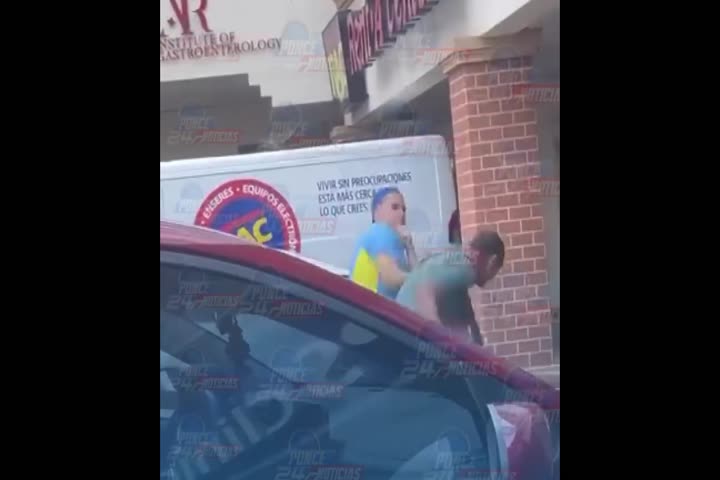 Video viral: Como en los viejos tiempos estos dos se fueron a las  "Trompas" en centro comercial de Ponce