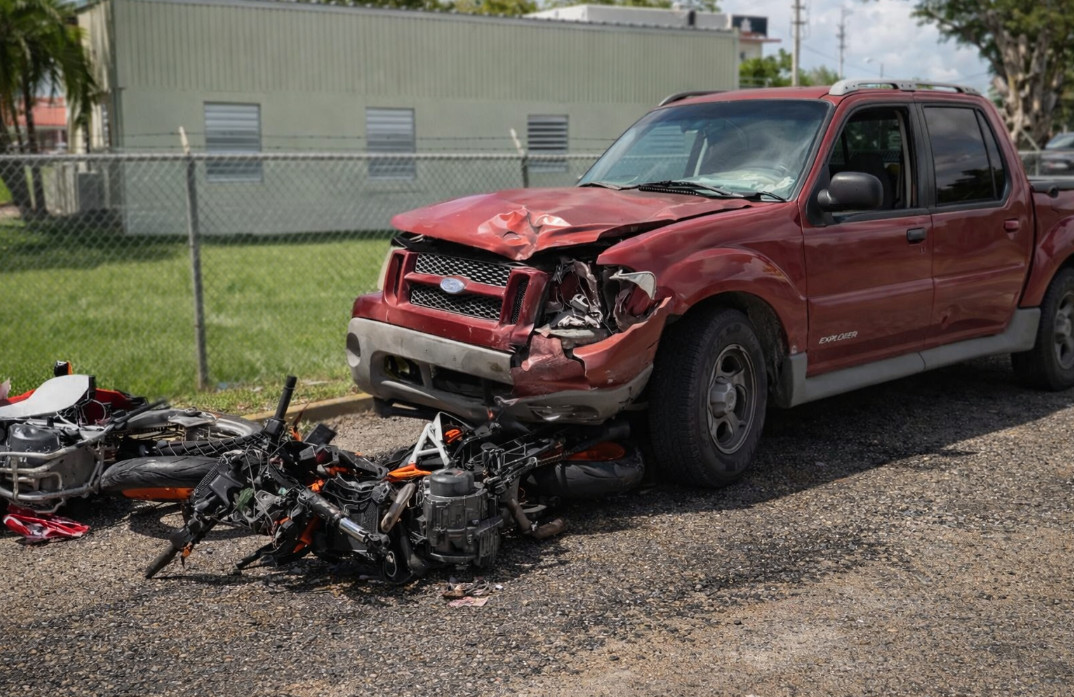 Video:A enfrentar cargos conductor sospechoso de chocar fatalmente a motorista en Lajas