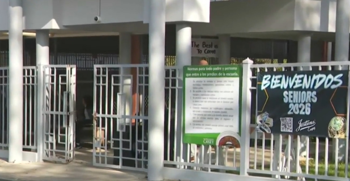 Video:Investigan amenaza de tiroteo en al menos tres escuelas de Cayey tras mensaje escrito en pared