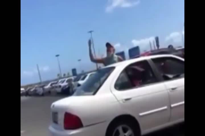Video: Viral video de Boricua agitao con los temas de Cuba y Venezuela