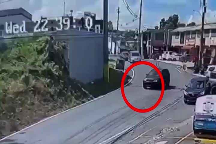 Video: Publican video del momento en que Gatilleros asesinan a un hombre en negocio de Corozal la pasada semana