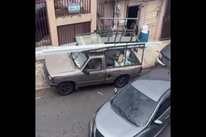 Video: Ayer los de ICE se tiraron en Rio Piedras