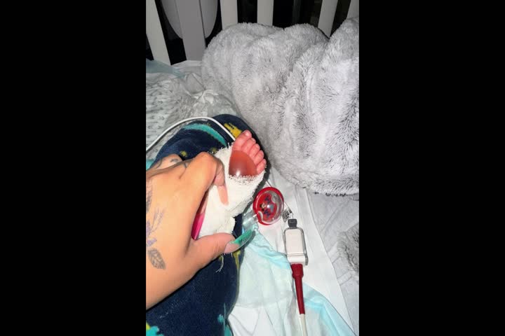 Video: Madre denuncia presunta negligencia médica en hospital San Jorge y pide traslado urgente para su hijo