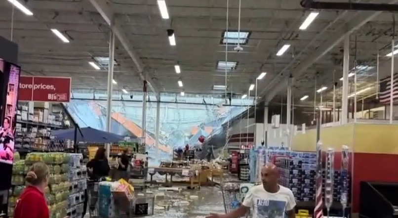 Video:Techo colapsa en BJs Wholesale Club de Nueva Jersey tras fuertes lluvias e inundaciones repentinas