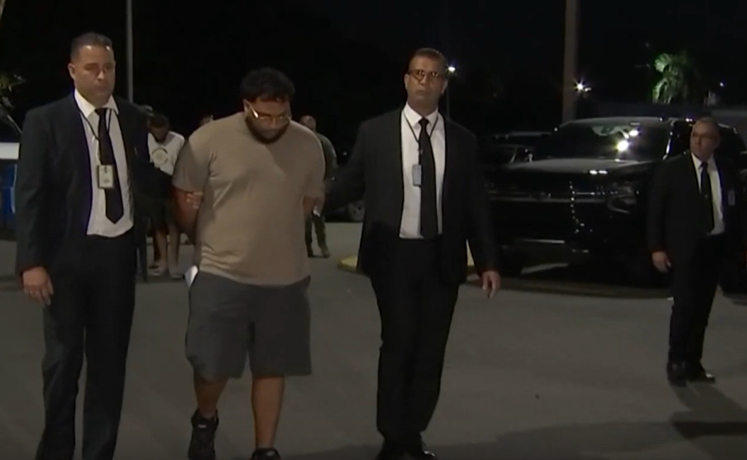 Video: En video acusado de asesinato en Caimito usa frase de Anuel para contestarle a periodista