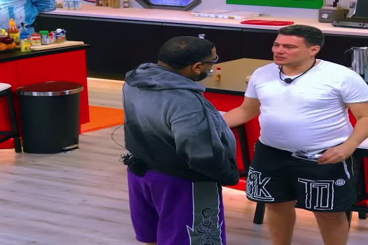 Video: Jovani Vázquez con su Loquera y su Bobería, pero está rompiendo en Planeta Alofoke