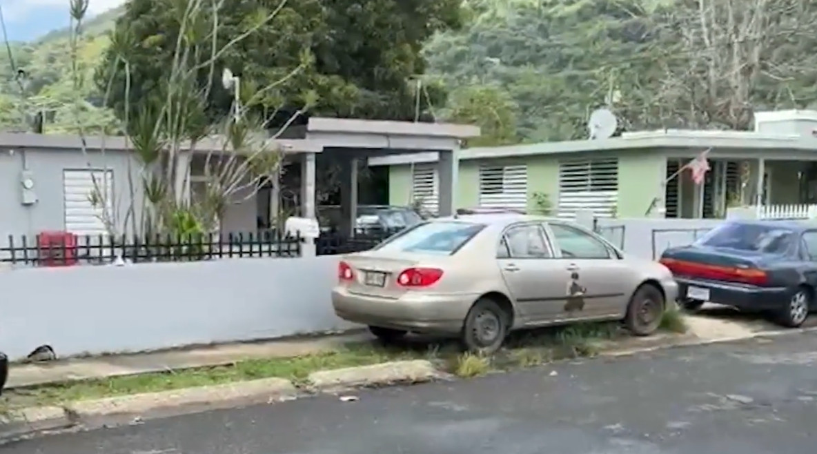 Video:Mujer es alcanzada por un disparo mientras compartía con una vecina en Yabucoa