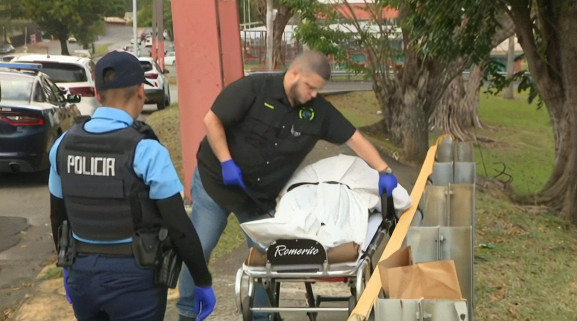 Video: Encuentran muerto a hombre cerca de puente en Carolina
