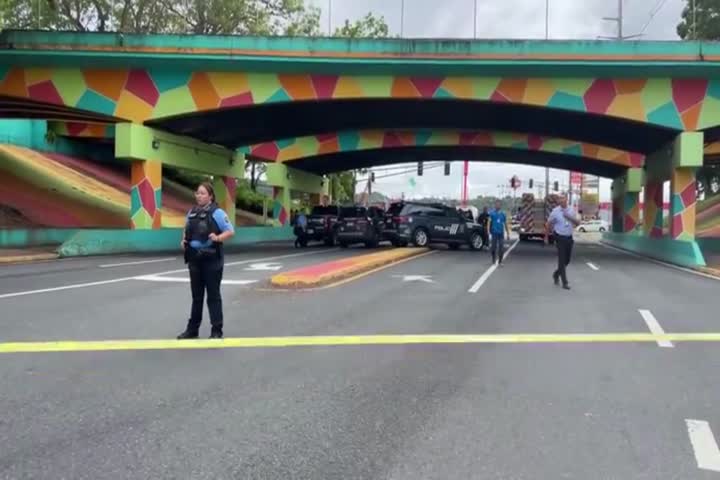 Video:Asesinan a motorista a tiros debajo de un puente en Las Piedras