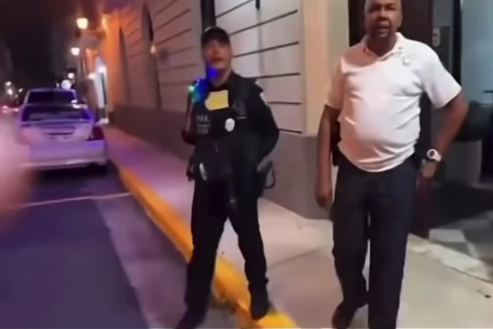 Video: "El Domi" Payaso intentó jeringar con un policía en San Juan, pero uno de los de él por poco le enseña a respetar