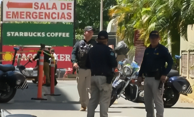 Video: Corre y corre en el Hospital Auxilio Mutuo por disparos