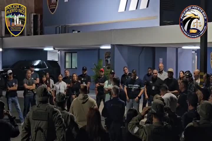 Video: Los cogieron dormíos: Municipales y estatales ocupan 17 pistolas en discoteca de caserío en San Juan