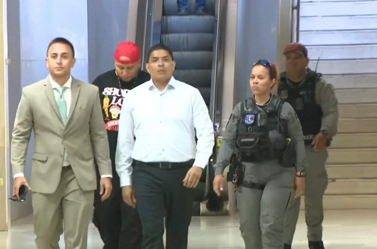 Video: Someten cargos contra hombre sospechoso de asesinar a turista en La Perla