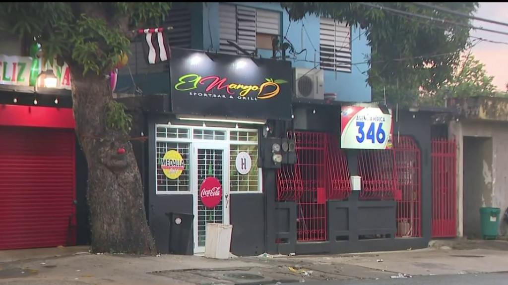Video: Identificado como hijastro de un policía el hombre asesinado en tiroteo en Humacao