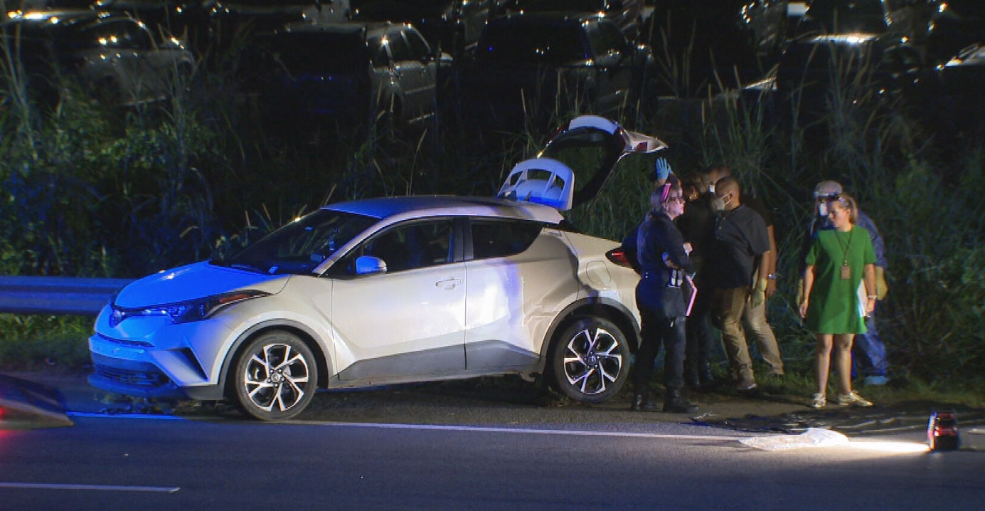 Video: Encuentran cadáver en baúl de vehículo en expreso De Diego