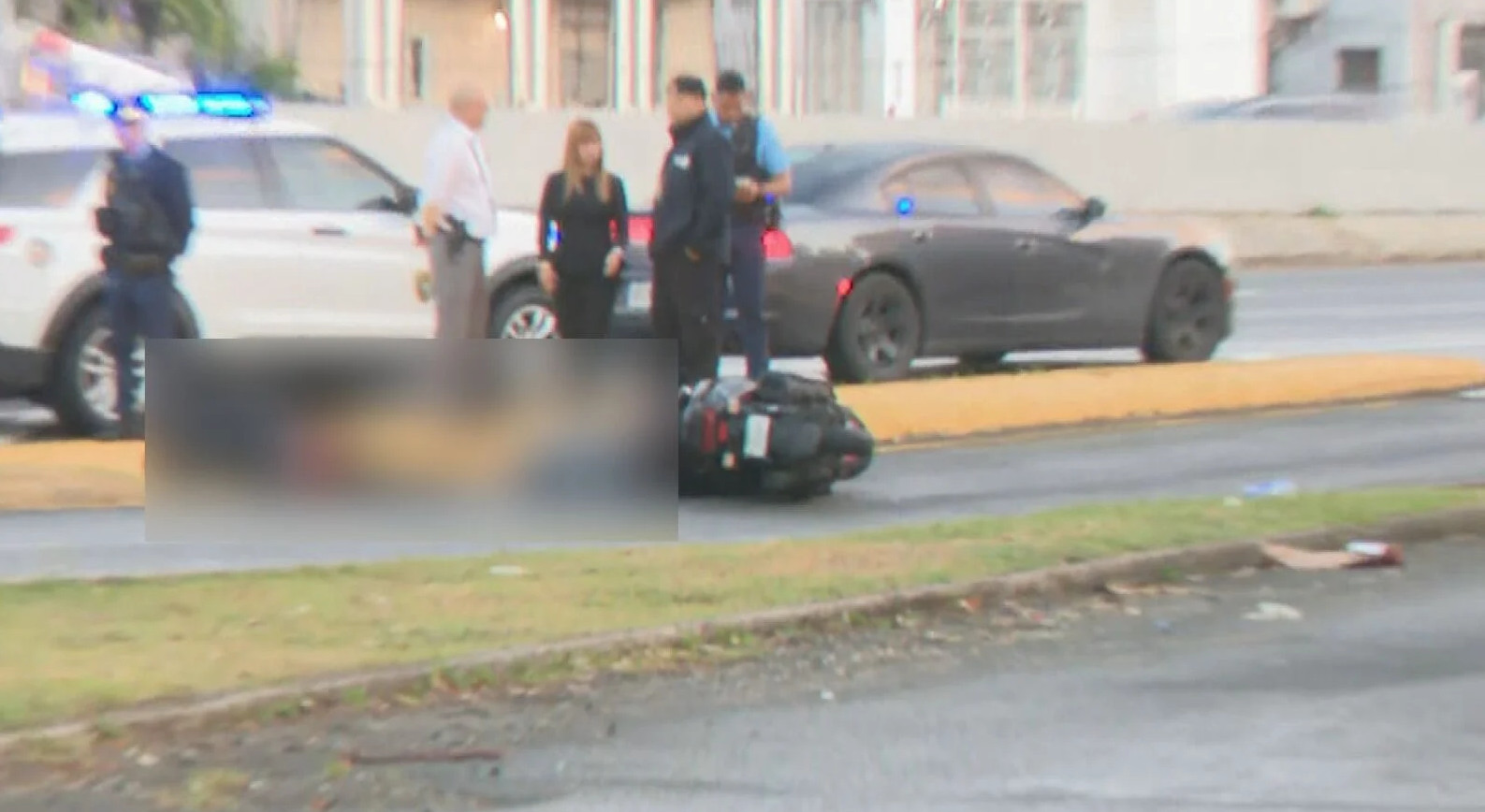 Video:Asesinan a dos motoristas en la marginal del expreso PR-22, en Santurce