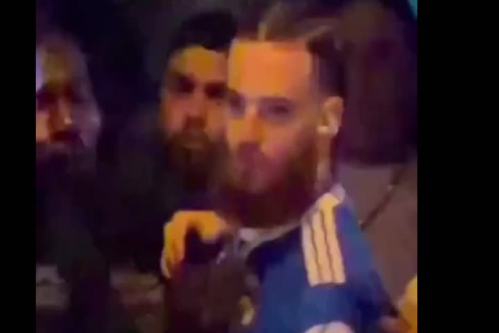 Video: Publican video de la "Pela" que le dieron al que le dio un botellazo a reguetonero Boricua Hades