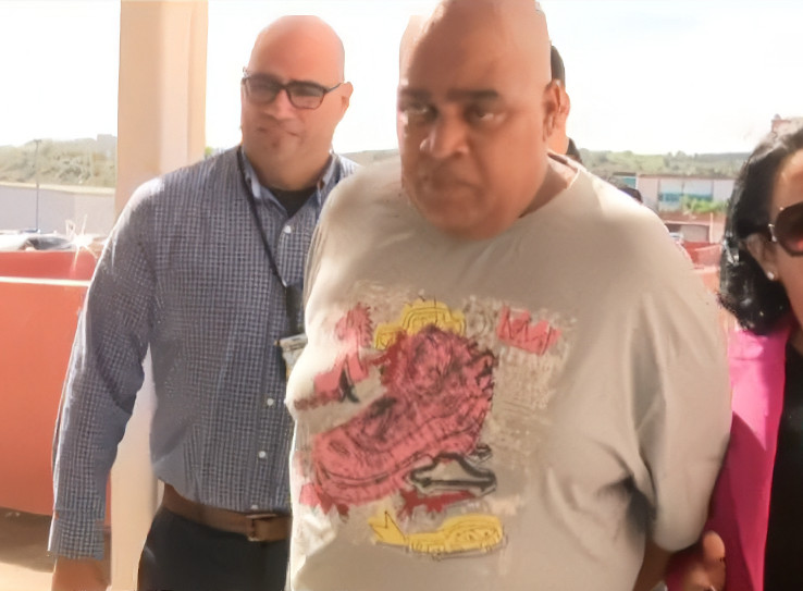 Video: Sujeto arrestado por robar perro en Carolina podría enfrentar varios cargos