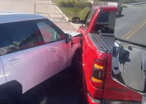 Video: Accidente de auto con pillado entrando a Viejo San Juan