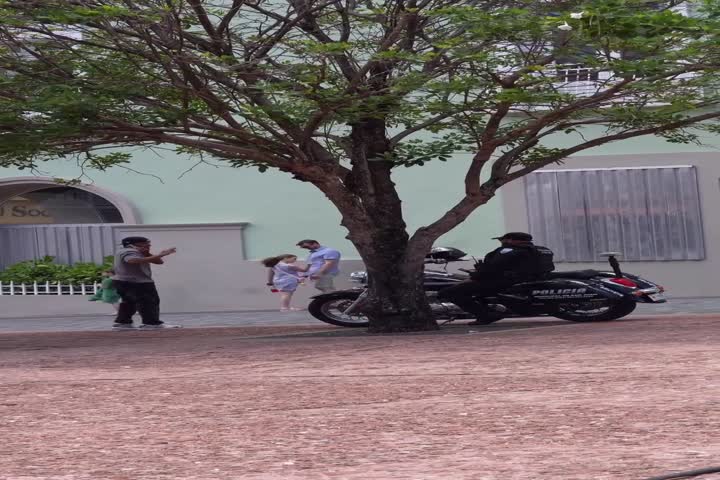 Video: Ordenan citar a los nuevos ?Payasos? que intentaron jugarle una broma a otro policía en San Juan
