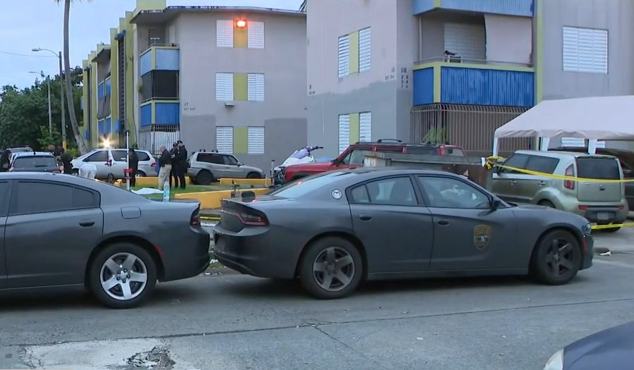 Video: Identifican hombre asesinado en residencial de San Juan
