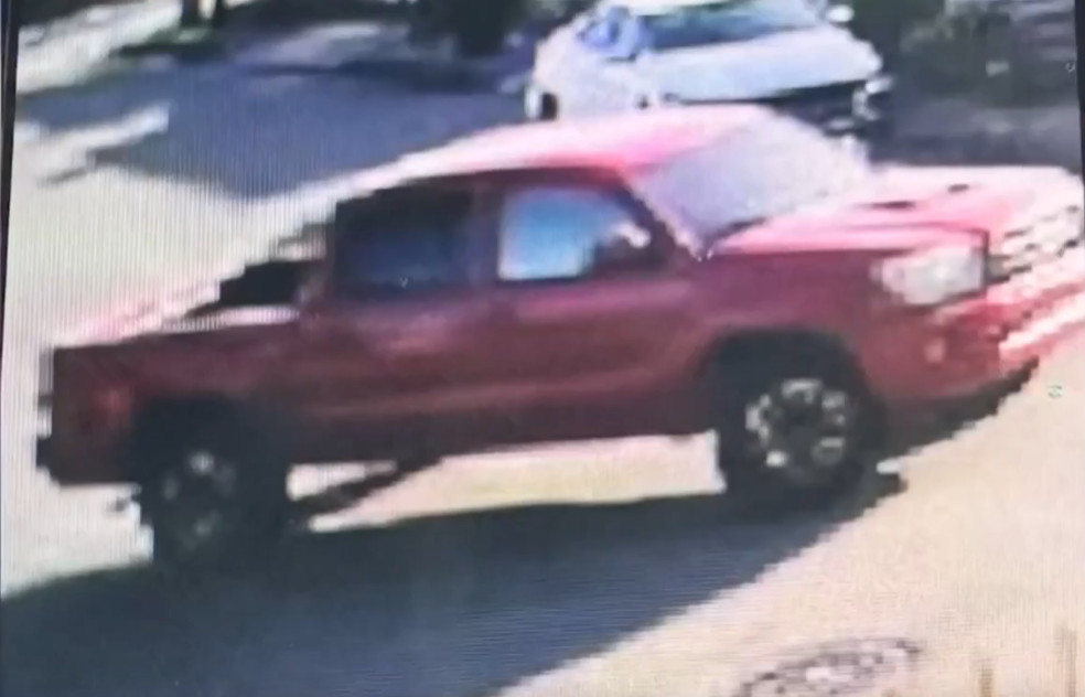 Video: Buscan guagua "pick-up" de gatilleros que tirotearon cerca de "head start"