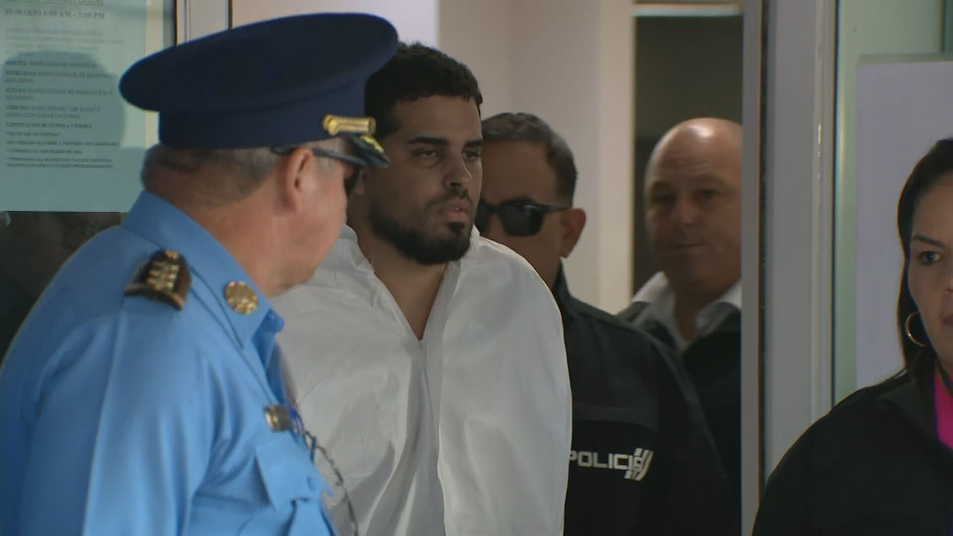 Video: Acusado por asesinar a su hijo de 5 años recibe amenazas de muerte