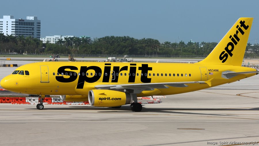 Video: Hombre enfrenta cargos por masturbarse en avión que salió de Puerto Rico