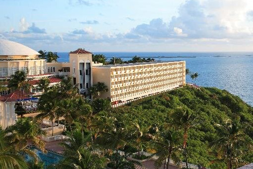 Video: Investigan hallazgo del cadáver de una mujer en un hotel de Fajardo