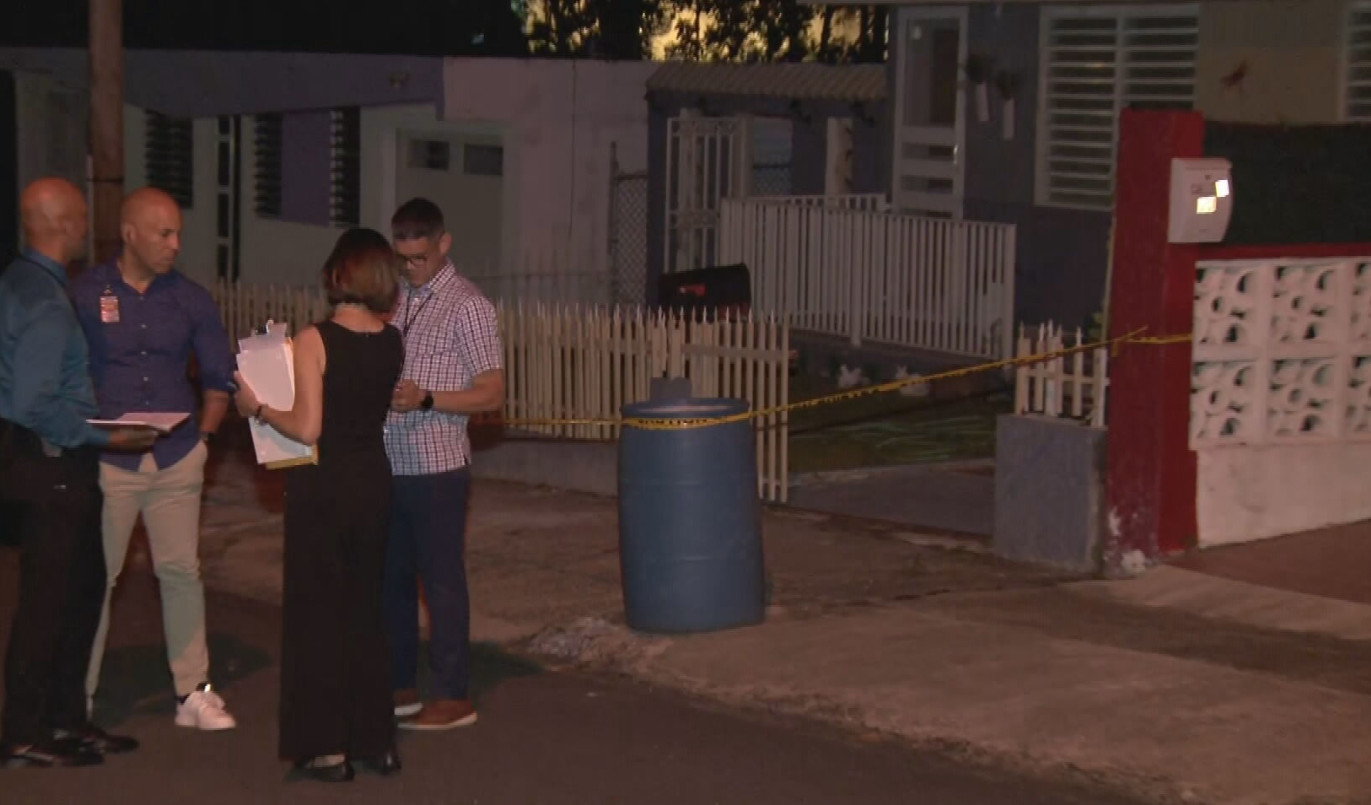 Video:Activan protocolo de feminicidio tras hallar el cuerpo de una mujer en residencia en Bayamón