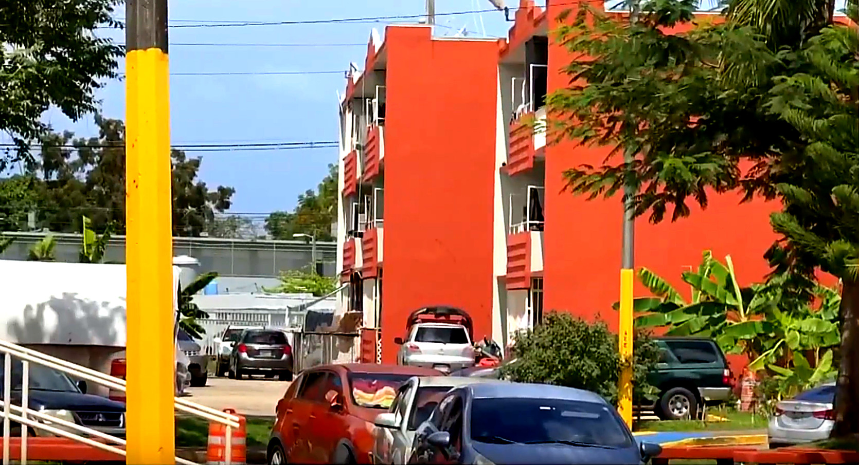 Video: Nuevas reglas de vivienda pública, comisionado residente dice es "preocupante"