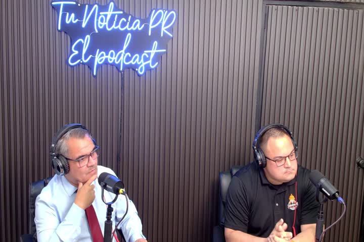 Video: El Podcast: Conductor de PR, no cometas el error del camionero de Arecibo o terminaras, así como el, arrestado