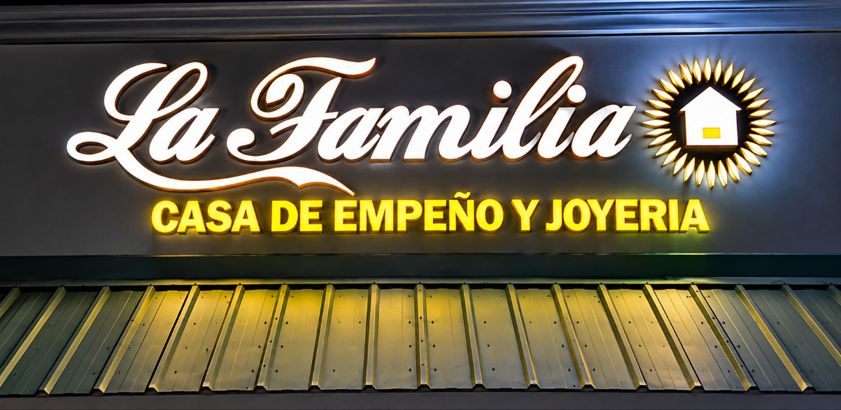 Video: Buscan dar con sujetos que robaron cerca de $8 mil en casa de empeño en Carolina