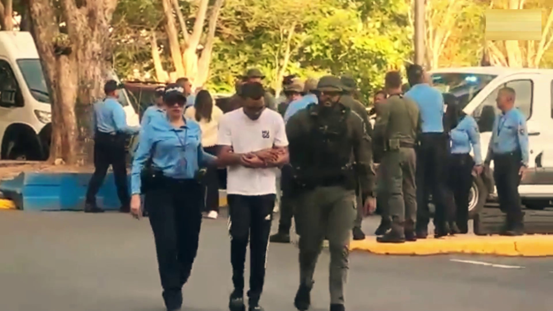 Video:Arrestan a 33 personas por fraude en saldo de multas de DTOP y AutoExpreso