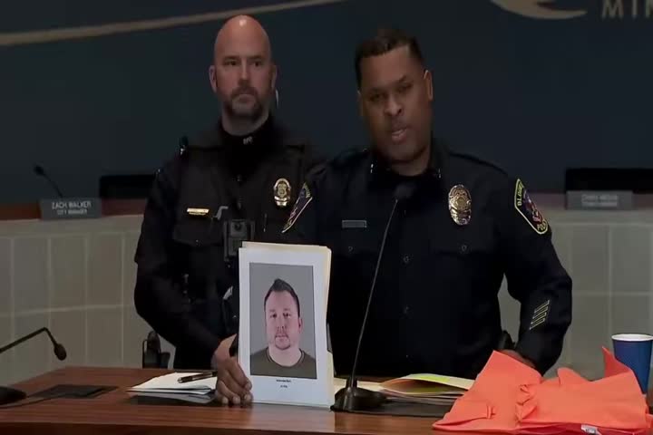 Video: Empleado del ICE figura en la "Operación Creep" por alegado contacto indebido con una menor